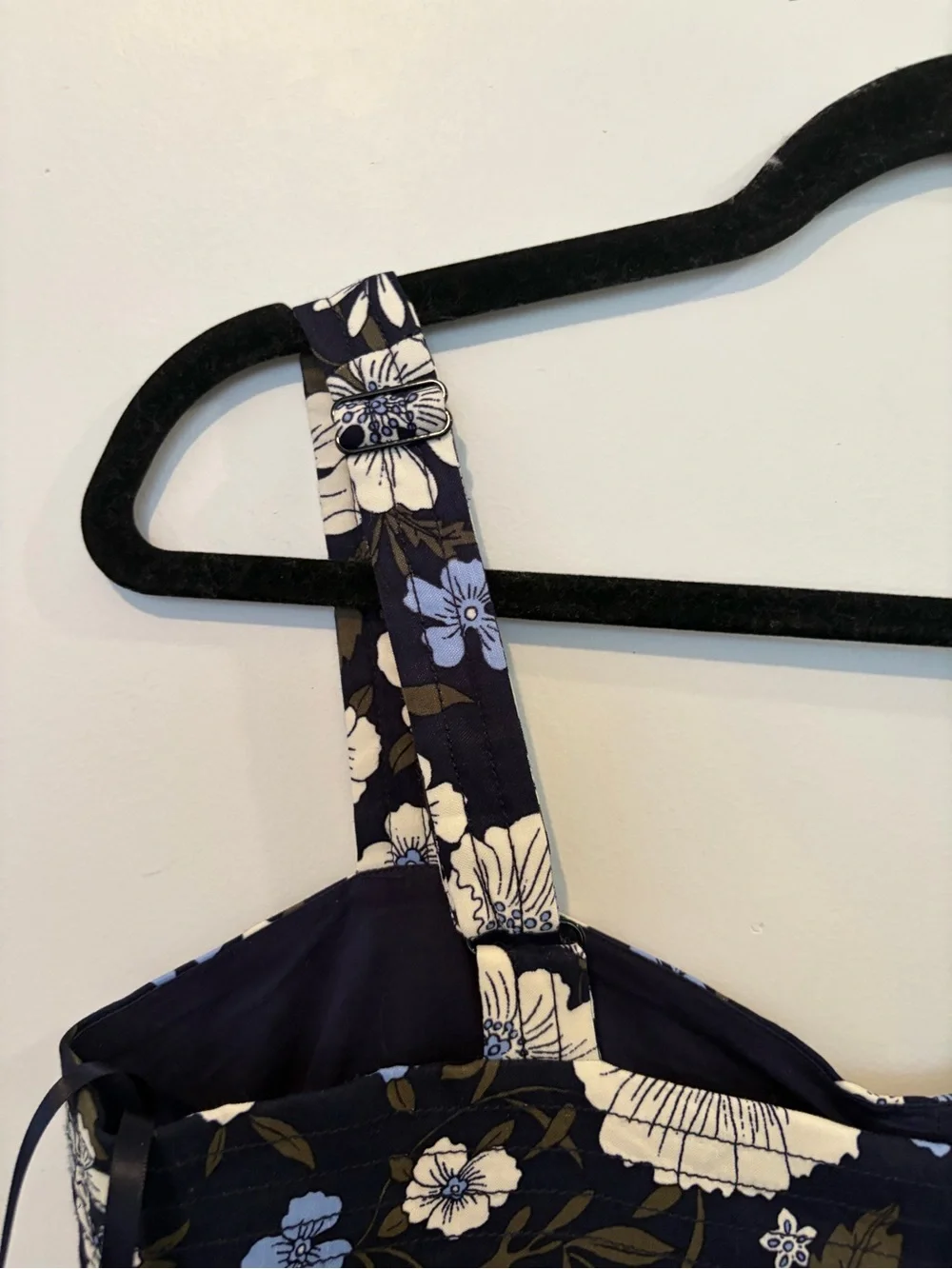 Veronica Beard Colleen floral linen-blend midi dress - 4 - Picture 9 of 16